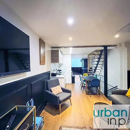 Appartamento Urban Flat 31 - Lovely Triplex In *